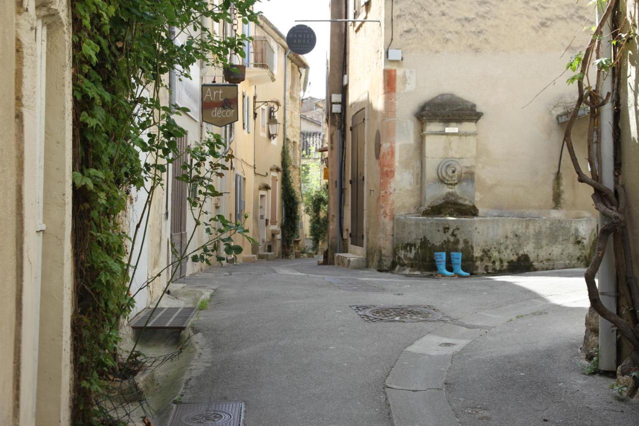 Le Passage Apartment Lourmarin Bagian luar foto