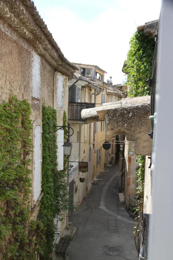 Le Passage Apartment Lourmarin Bagian luar foto